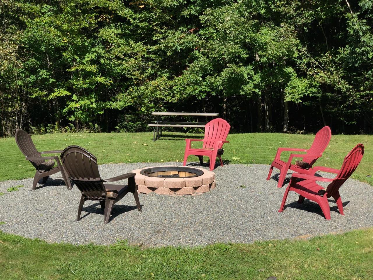 Dover-Foxcroft Peaks Kenny Lodge المظهر الخارجي الصورة